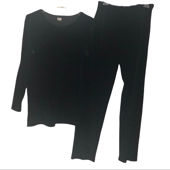Lapis Black Velvet Longsleeved Round neckline Top and matching pants Sz L - Picture 7 of 8